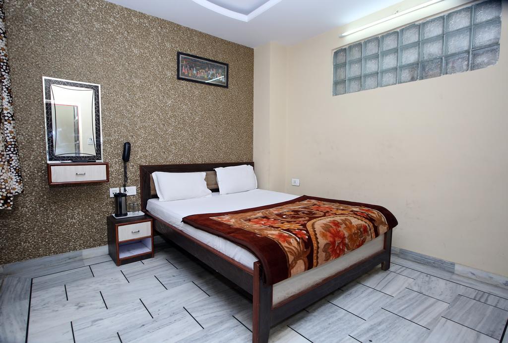 Oyo 15242 Hotel Rathi Palace 斋浦尔 外观 照片